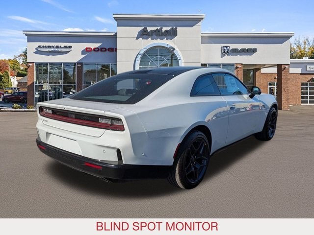 2024 Dodge Charger R/T photo 3