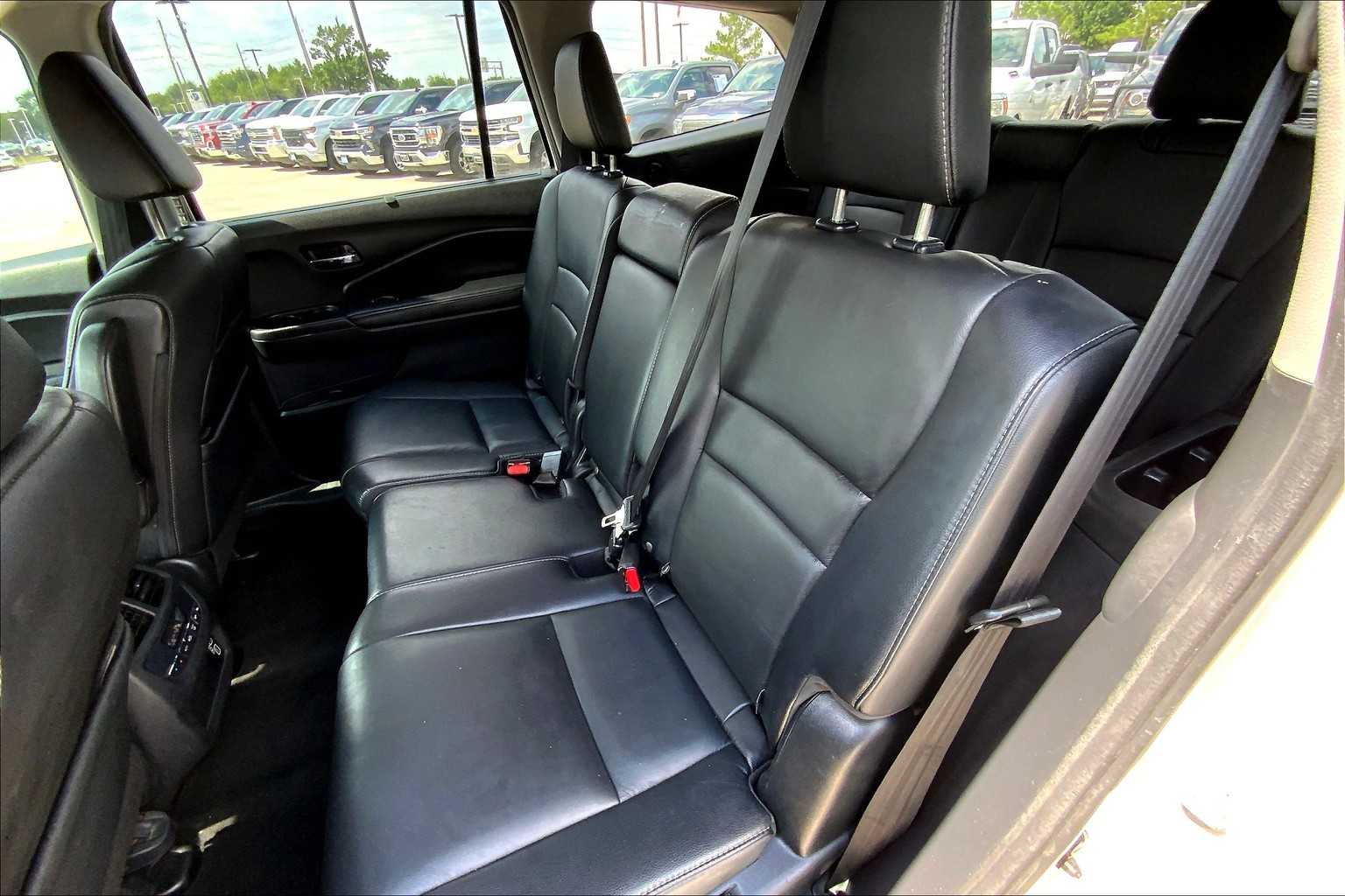 2019 Honda Pilot EX-L photo 20