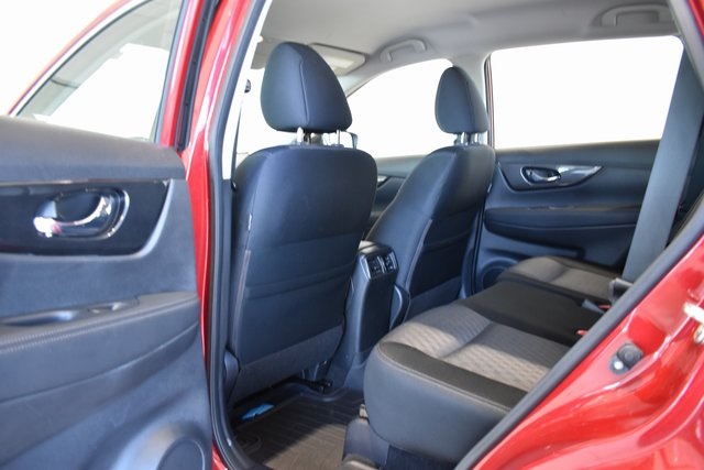 2017 Nissan Rogue S photo 13