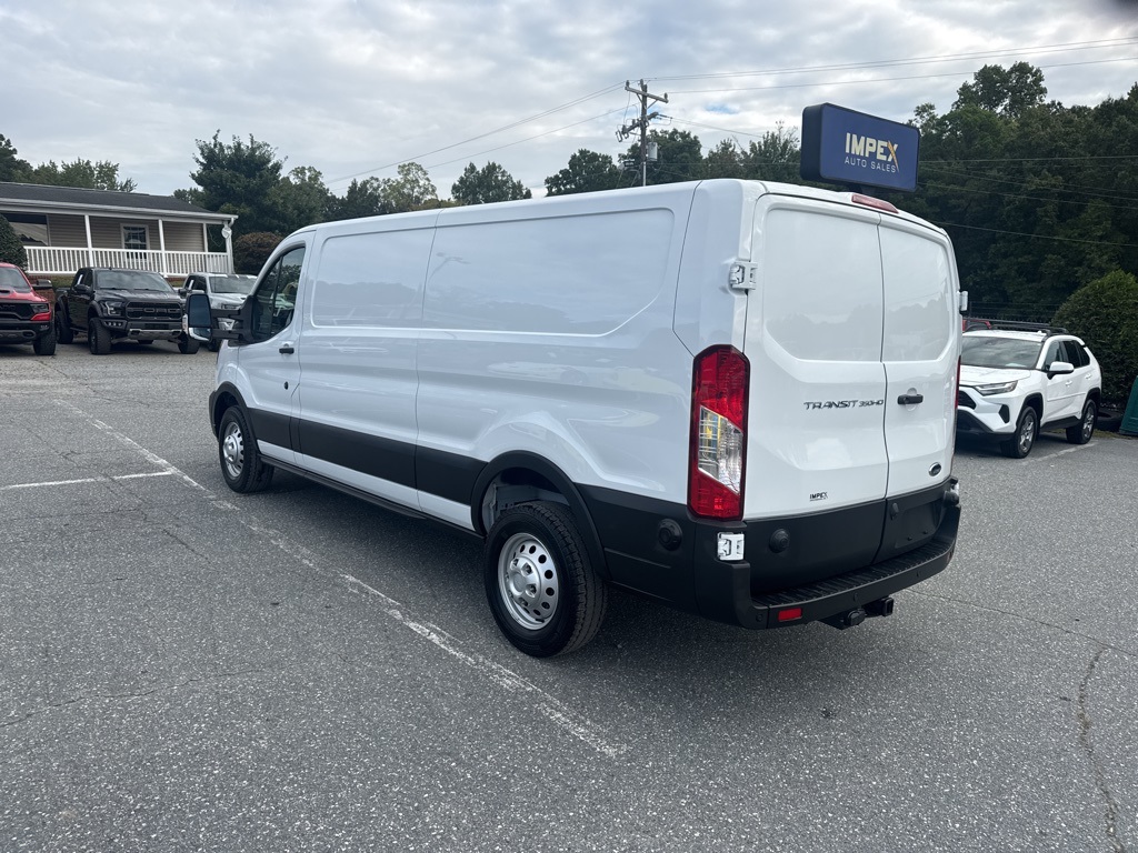 2024 Ford Transit Cargo Van photo 3