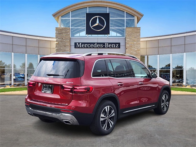 2026 Mercedes Benz GLB 250 4MATIC photo 3