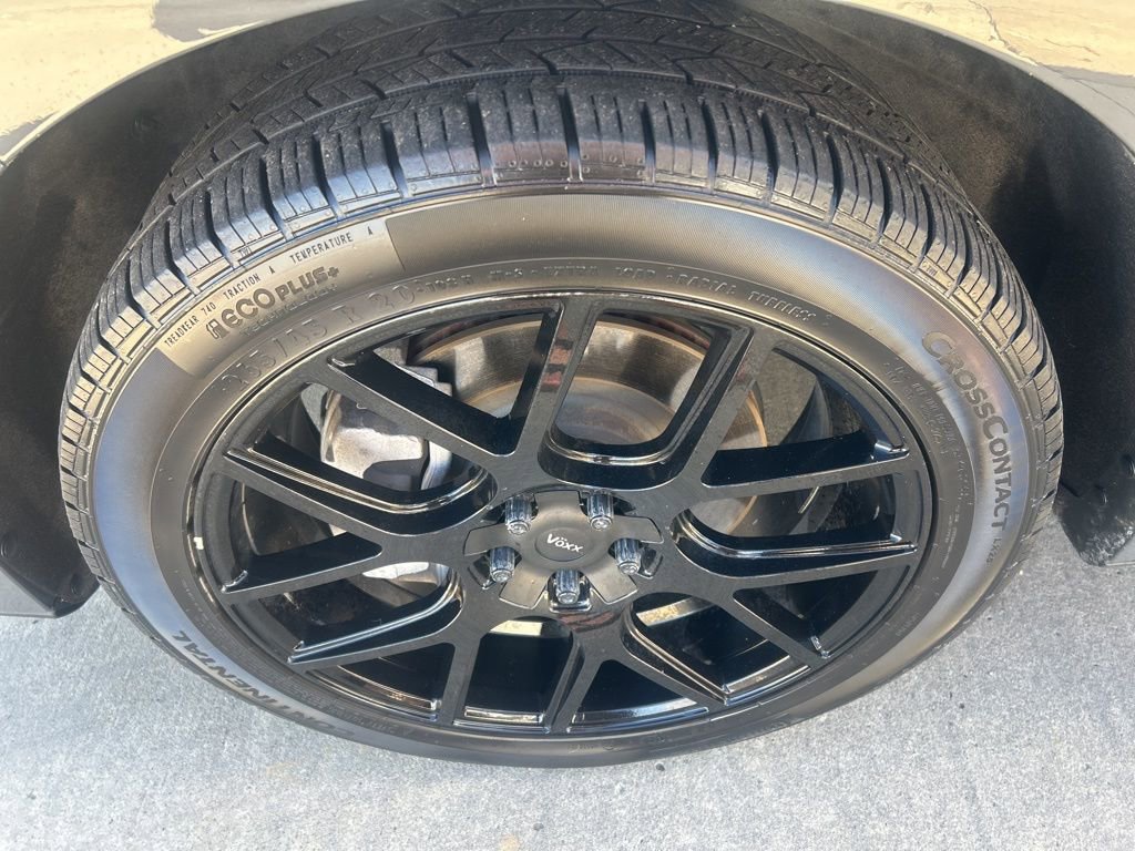 2021 Ford Edge ST photo 20