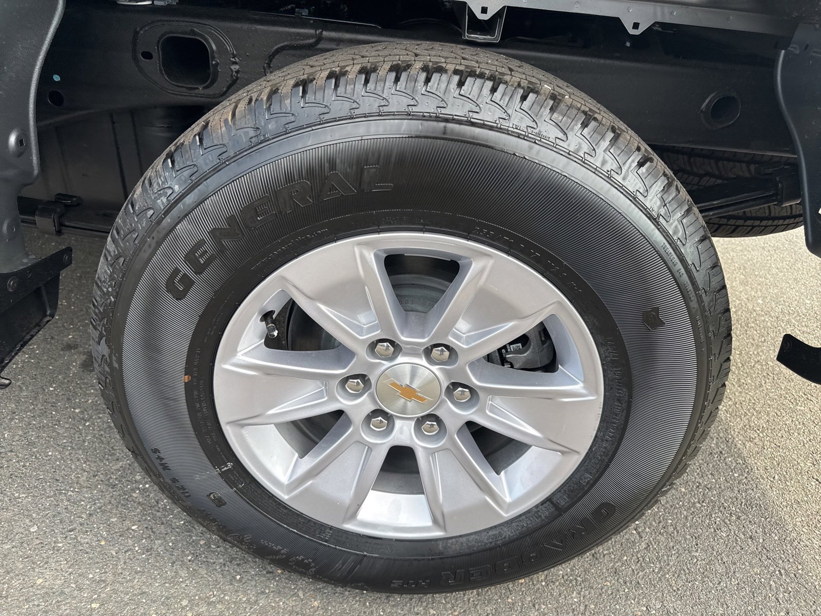 2025 Chevrolet Silverado 1500 photo 7
