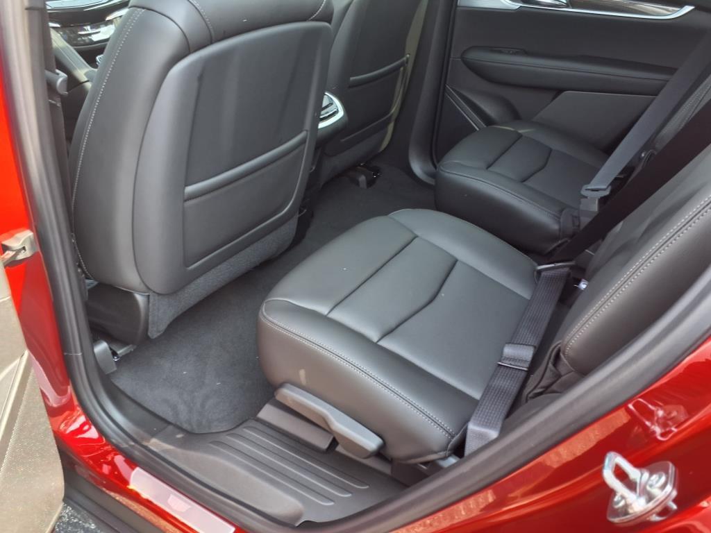 2025 Cadillac XT6 Sport photo 8