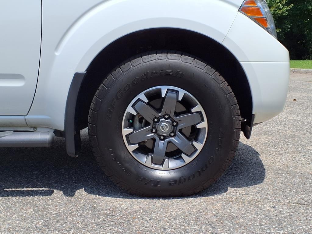 2020 Nissan Frontier PRO-4X photo 4