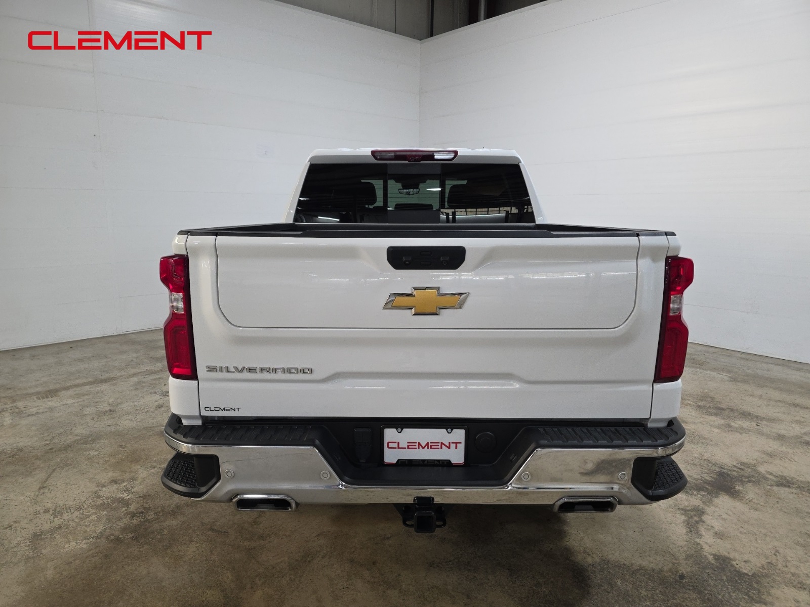 2024 Chevrolet Silverado 1500 LTZ photo 7