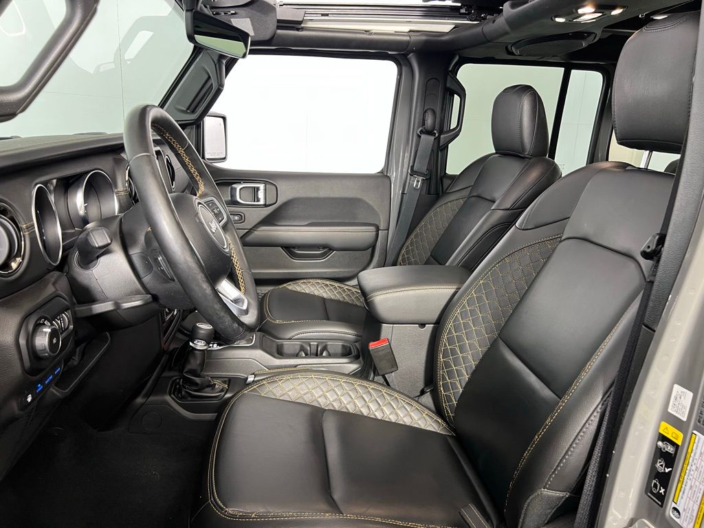 2022 Jeep Wrangler Unlimited Sahara High Altitude 4xe photo 19