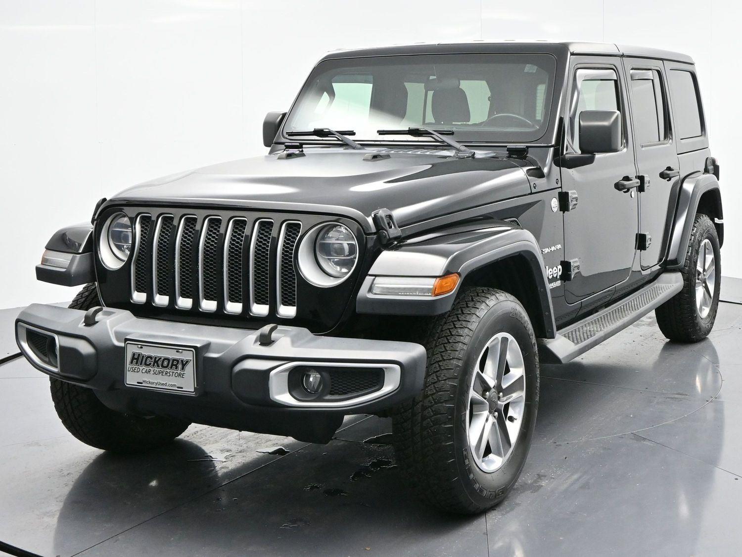 2019 Jeep Wrangler Unlimited Sahara photo 2