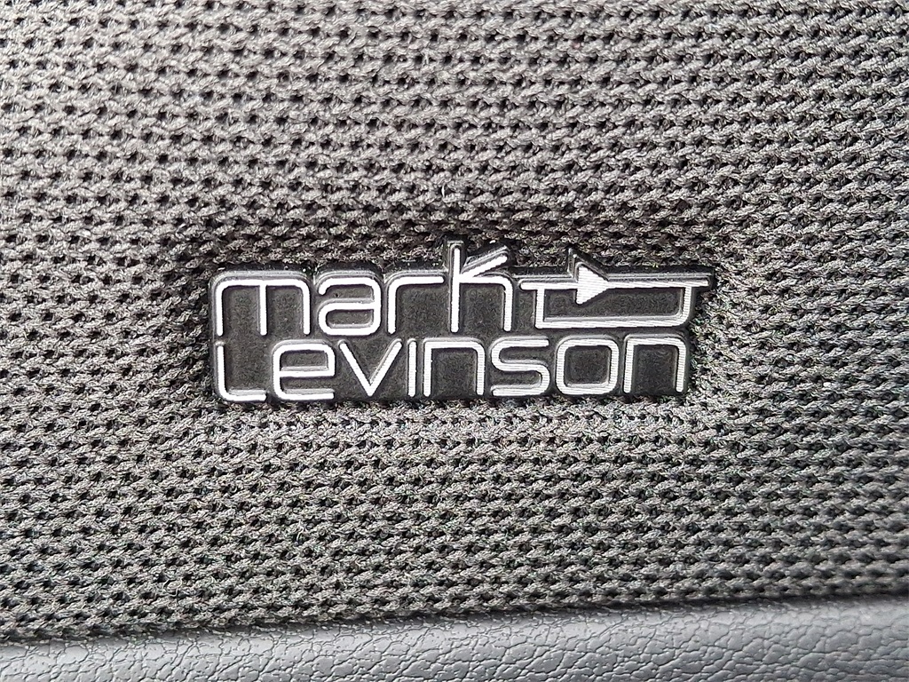 2025 Lexus TX photo 25