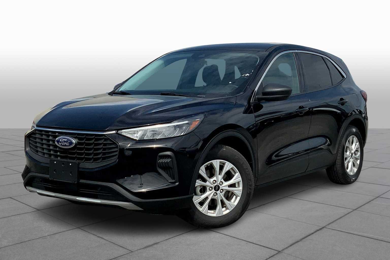 2023 Ford Escape Active's photo