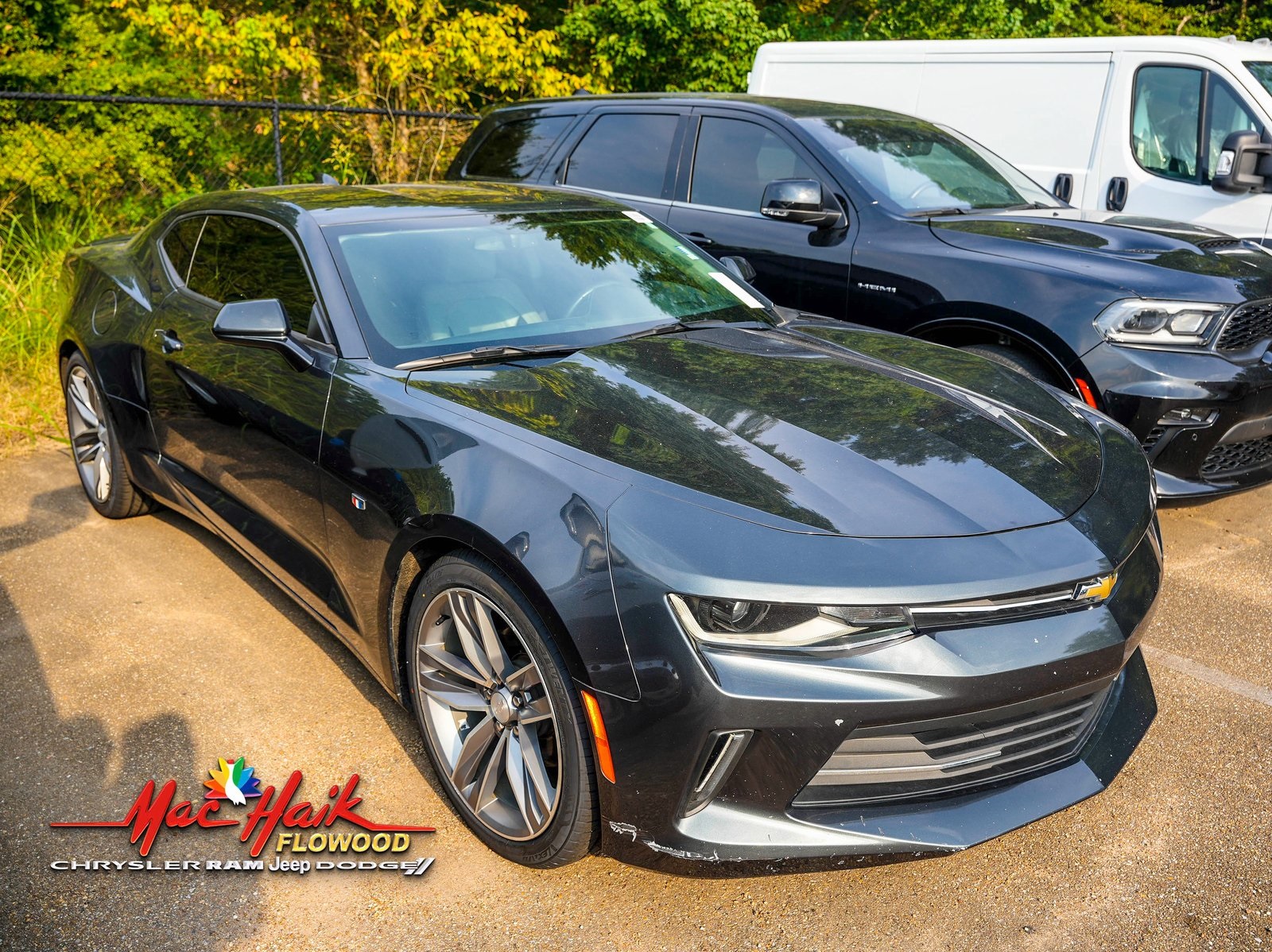2016 Chevrolet Camaro 2LT photo 2