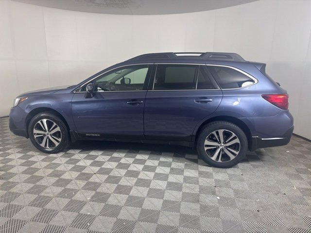 2018 Subaru Outback Limited photo 4