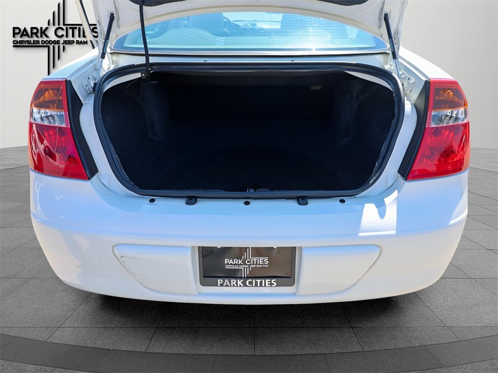 2004 Chrysler 300 photo 19
