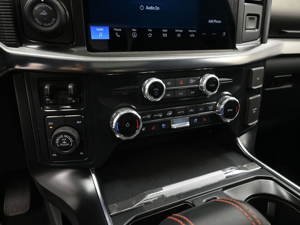 2025 Ford F-150 Raptor photo 14