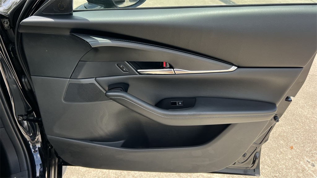 2025 Mazda CX-30 2.5 S Preferred photo 42