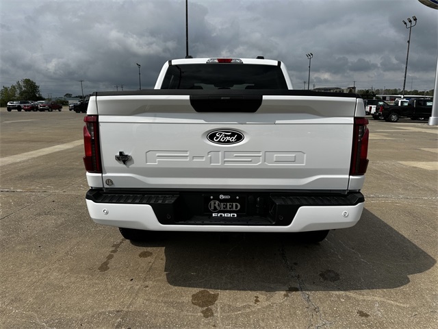 2025 Ford F-150 XLT photo 8