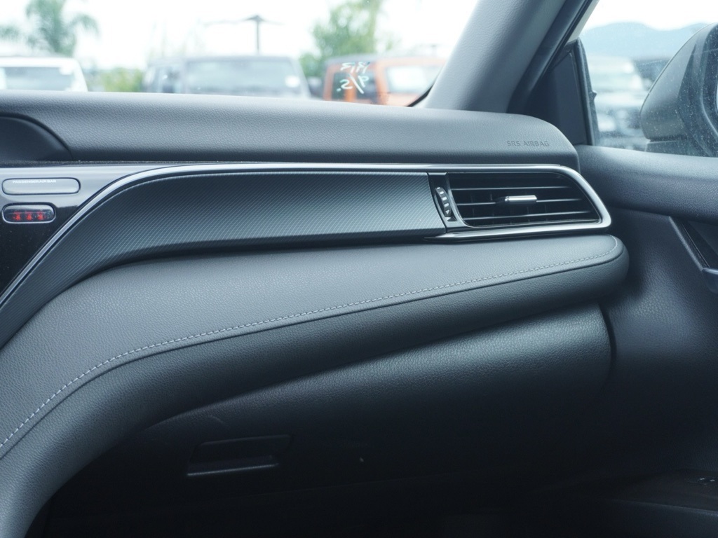 2023 Toyota Camry SE photo 22
