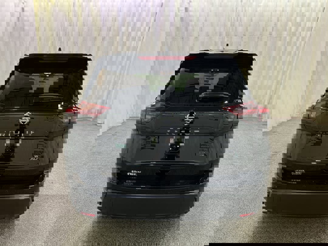 2026 Nissan Rogue S photo 3