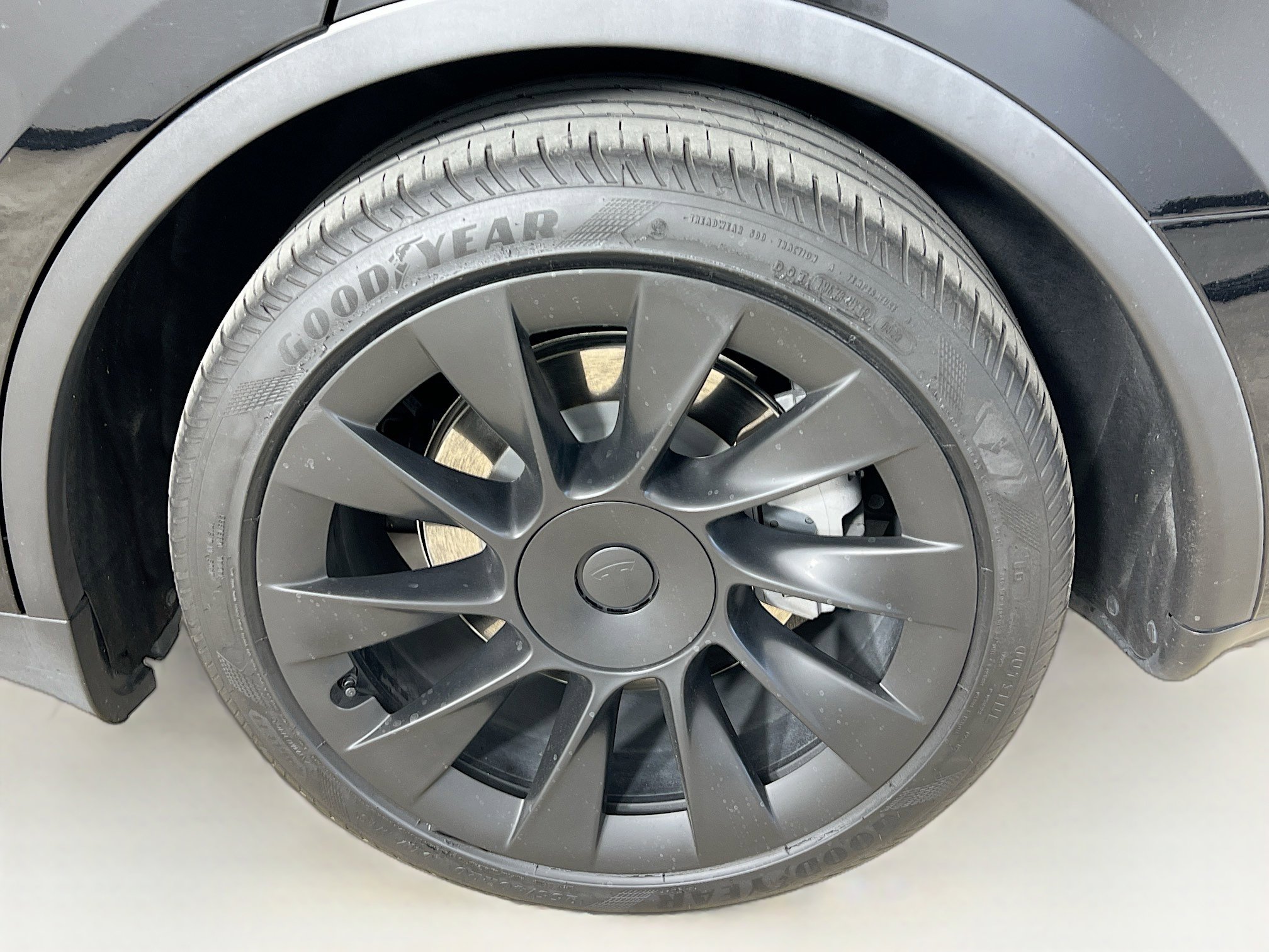 2021 Tesla Model Y Long Range photo 28