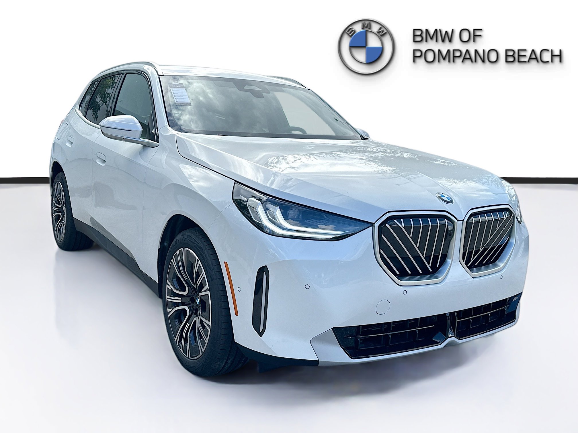 2026 BMW X3 30's photo