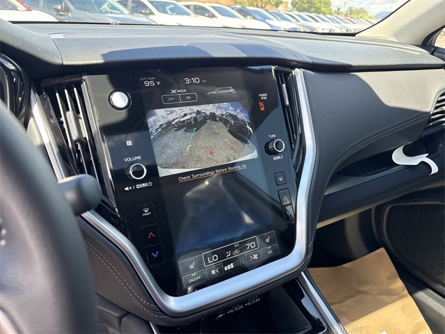 2025 Subaru Outback Premium photo 17