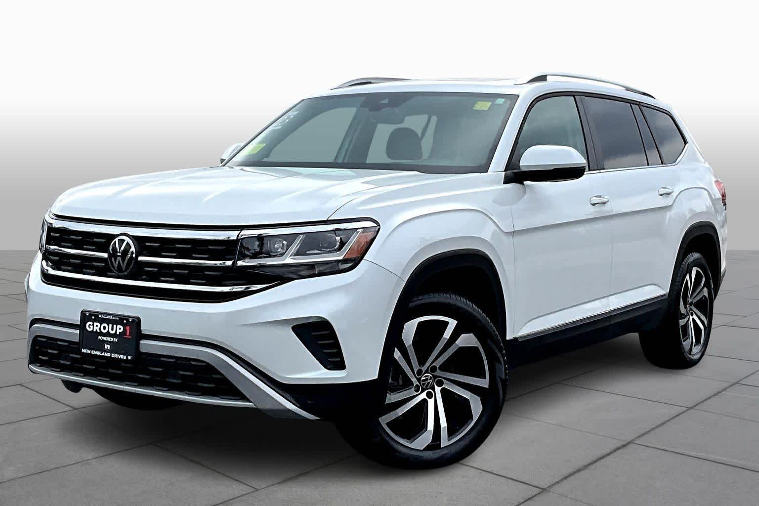 2023 Volkswagen Atlas SEL's photo