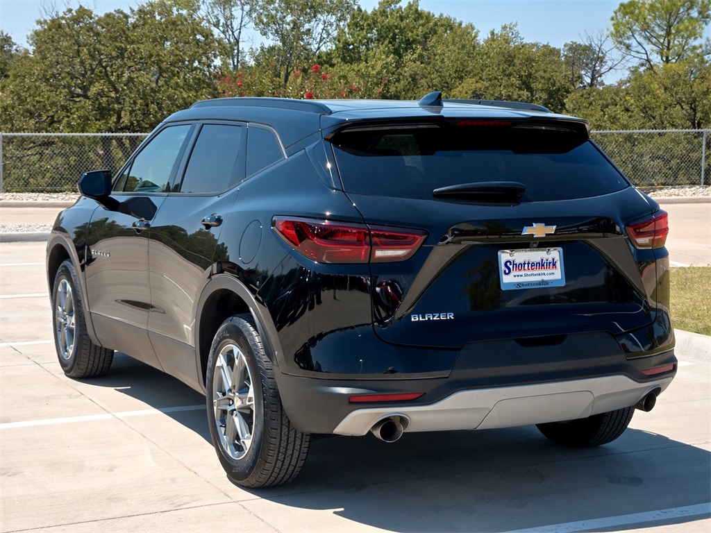 2023 Chevrolet Blazer 2LT photo 5