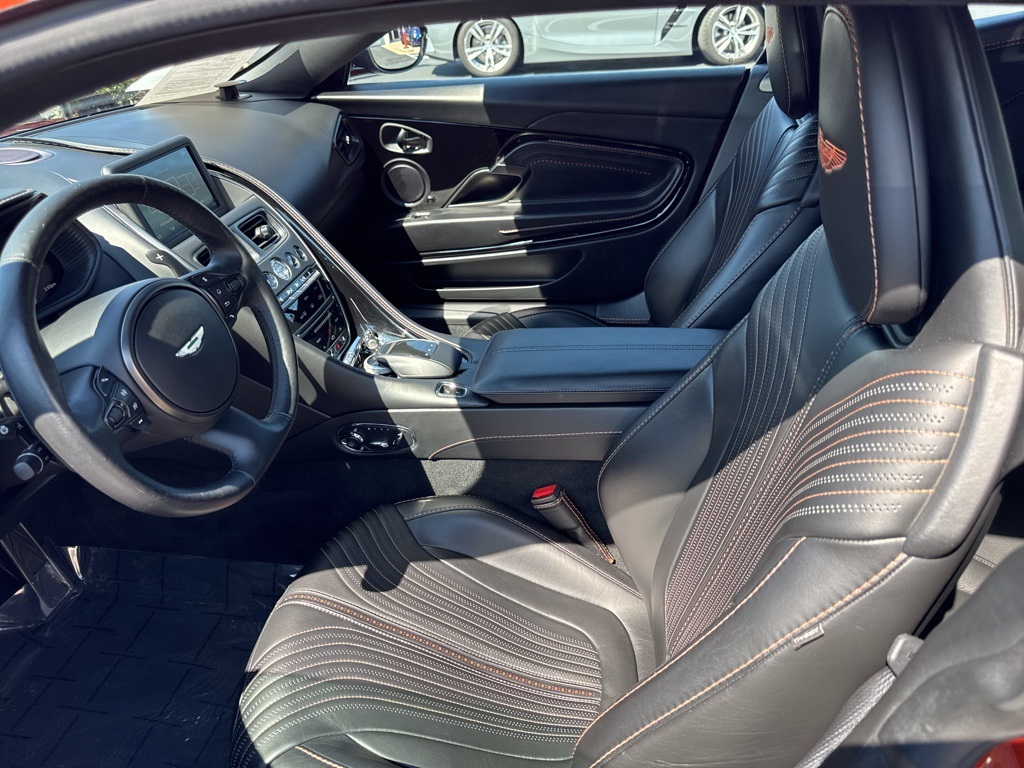 2019 Aston Martin DB11 AM5 photo 12
