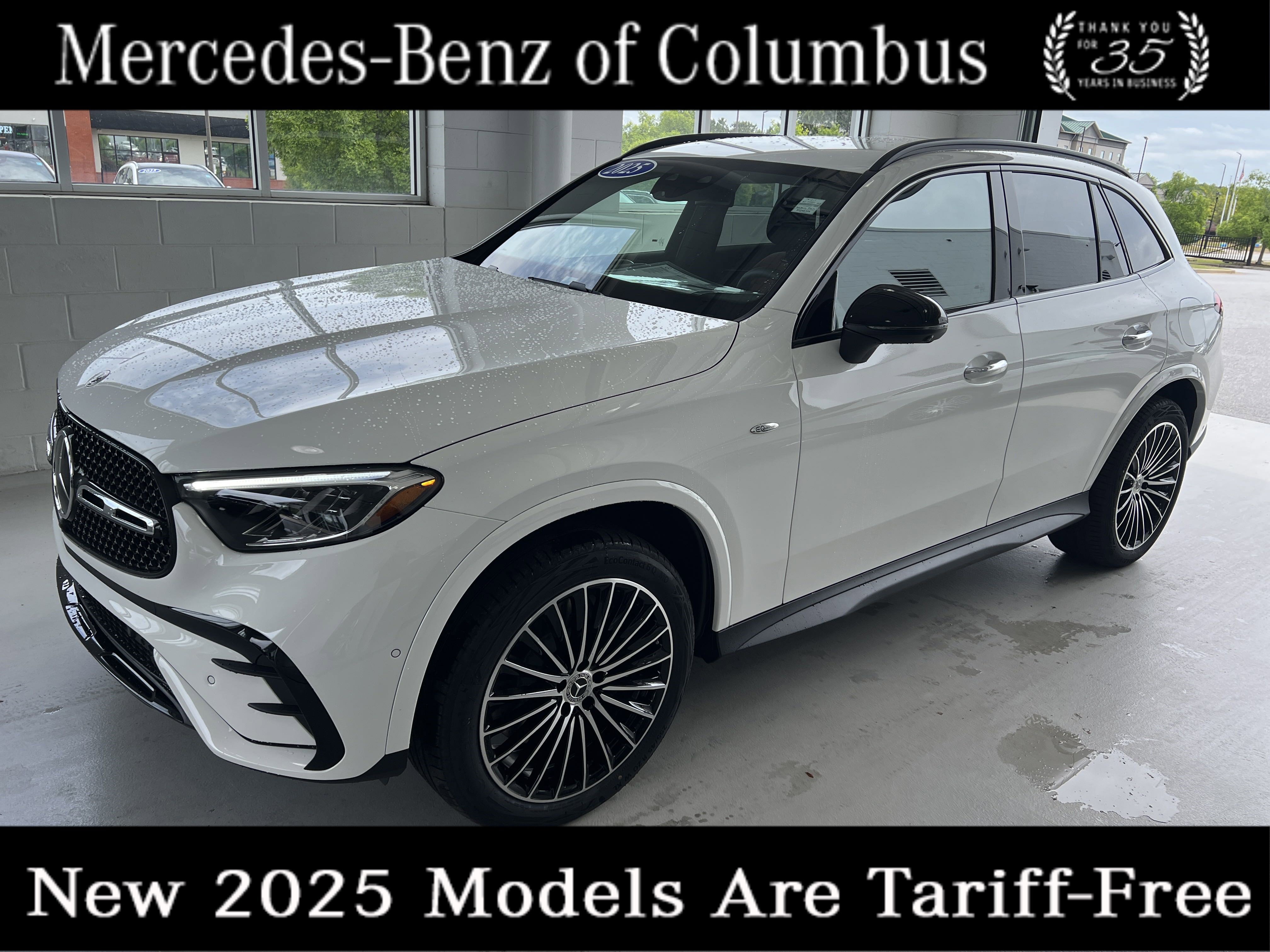 2025 Mercedes-Benz GLC Base's photo