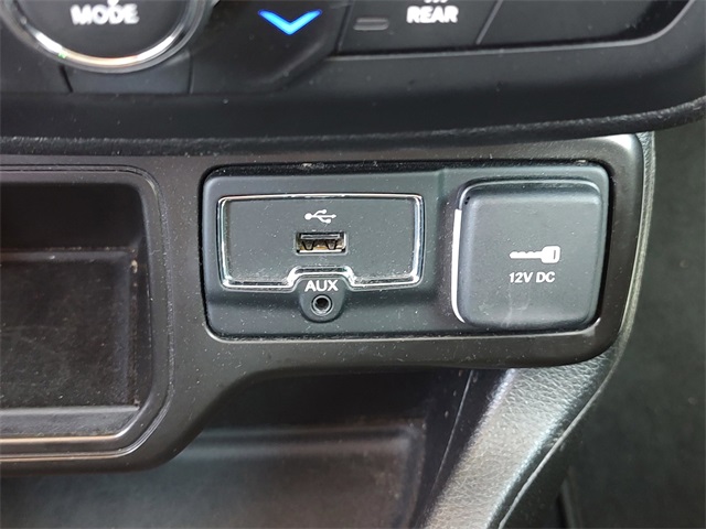 2020 Jeep Renegade Altitude photo 16