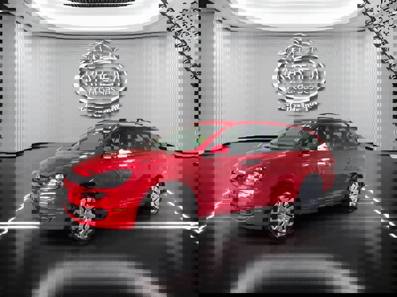 2013 Volkswagen Jetta SportWagen SE's photo