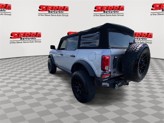 2022 Ford Bronco Black Diamond photo 7