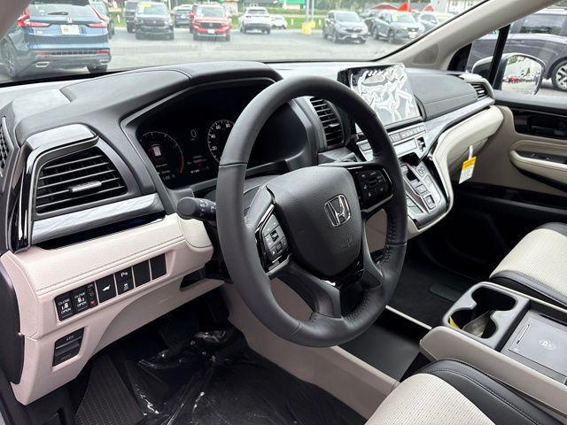 2026 Honda Odyssey Elite photo 5