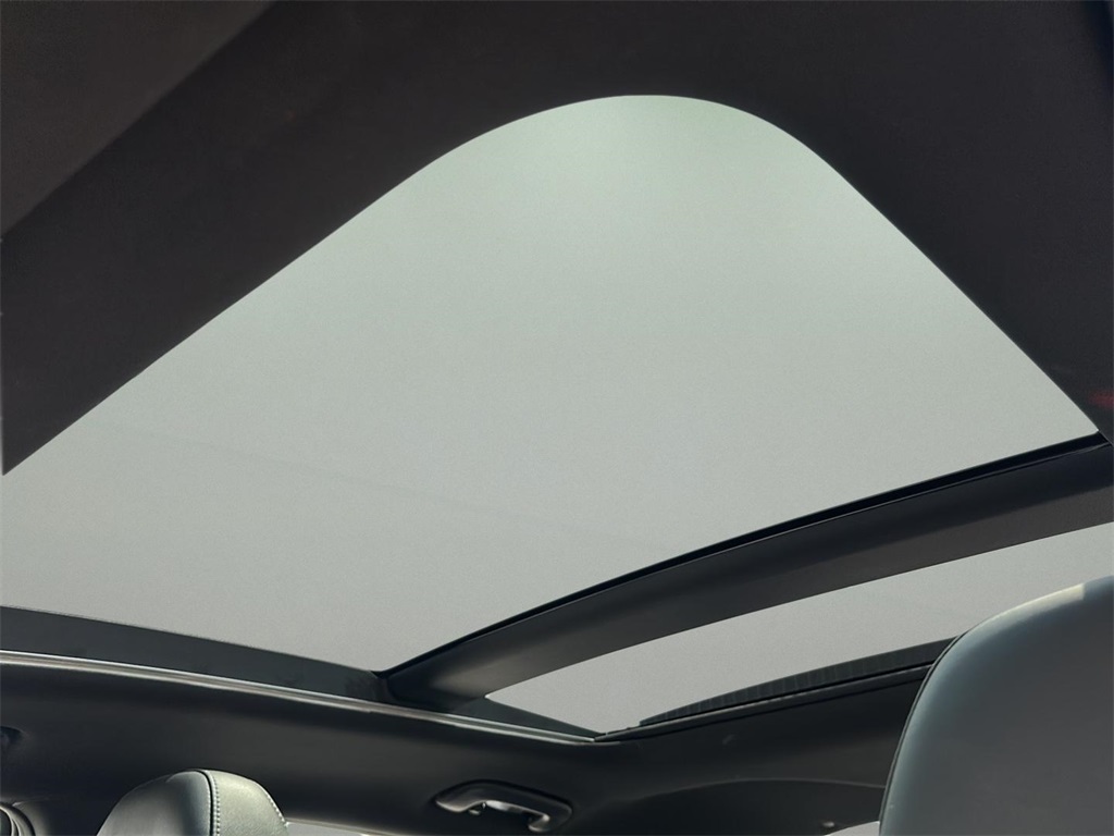 2022 Kia K5 GT-Line photo 9