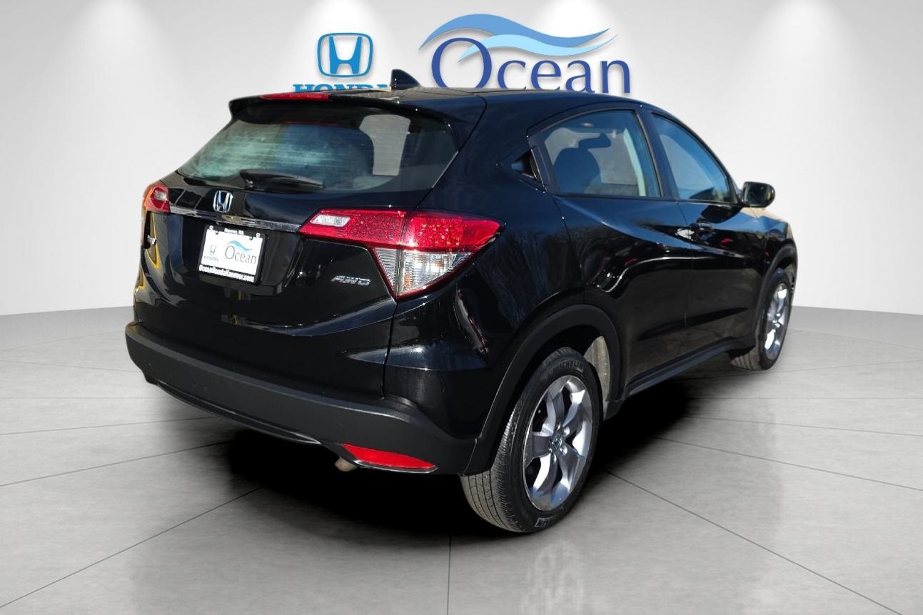 2020 Honda HR-V LX photo 3