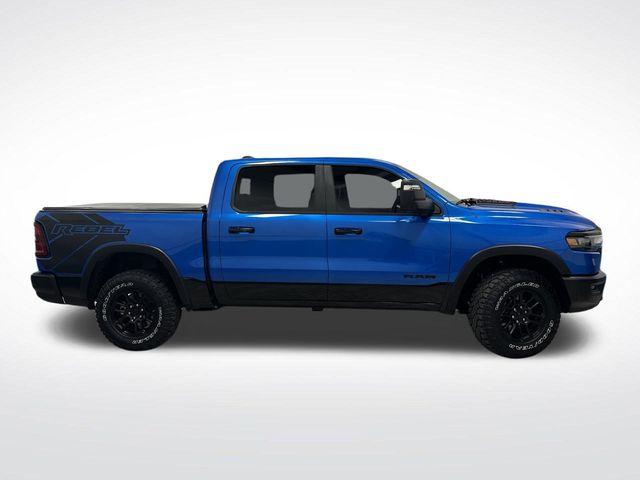2025 Ram 1500 photo 2