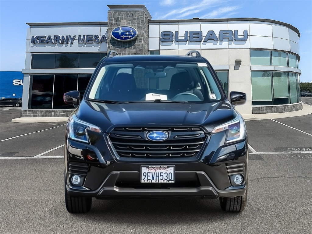 2023 Subaru Forester Premium photo 2
