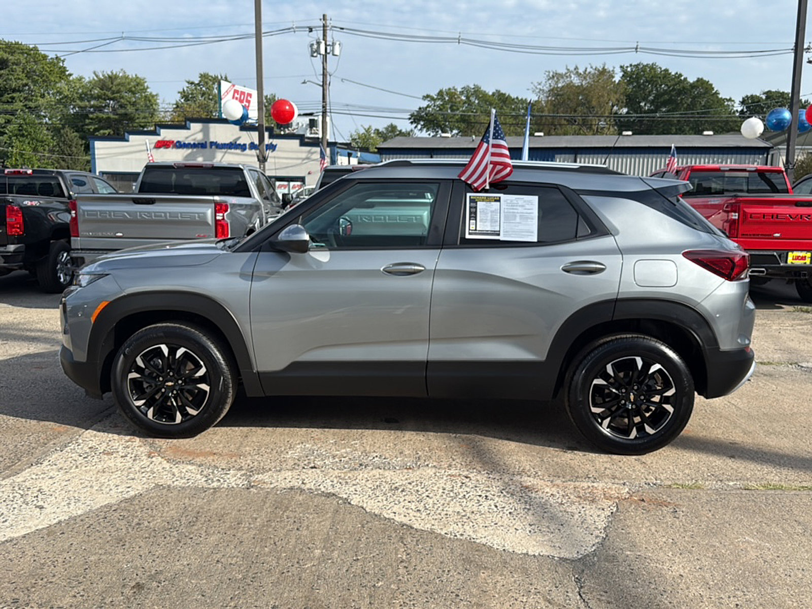 2023 Chevrolet Trailblazer LT photo 4