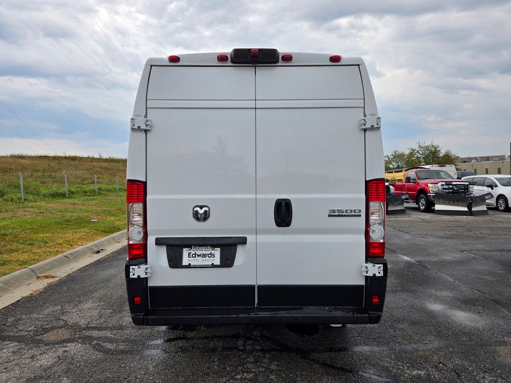 2026 Ram ProMaster 3500 photo 3