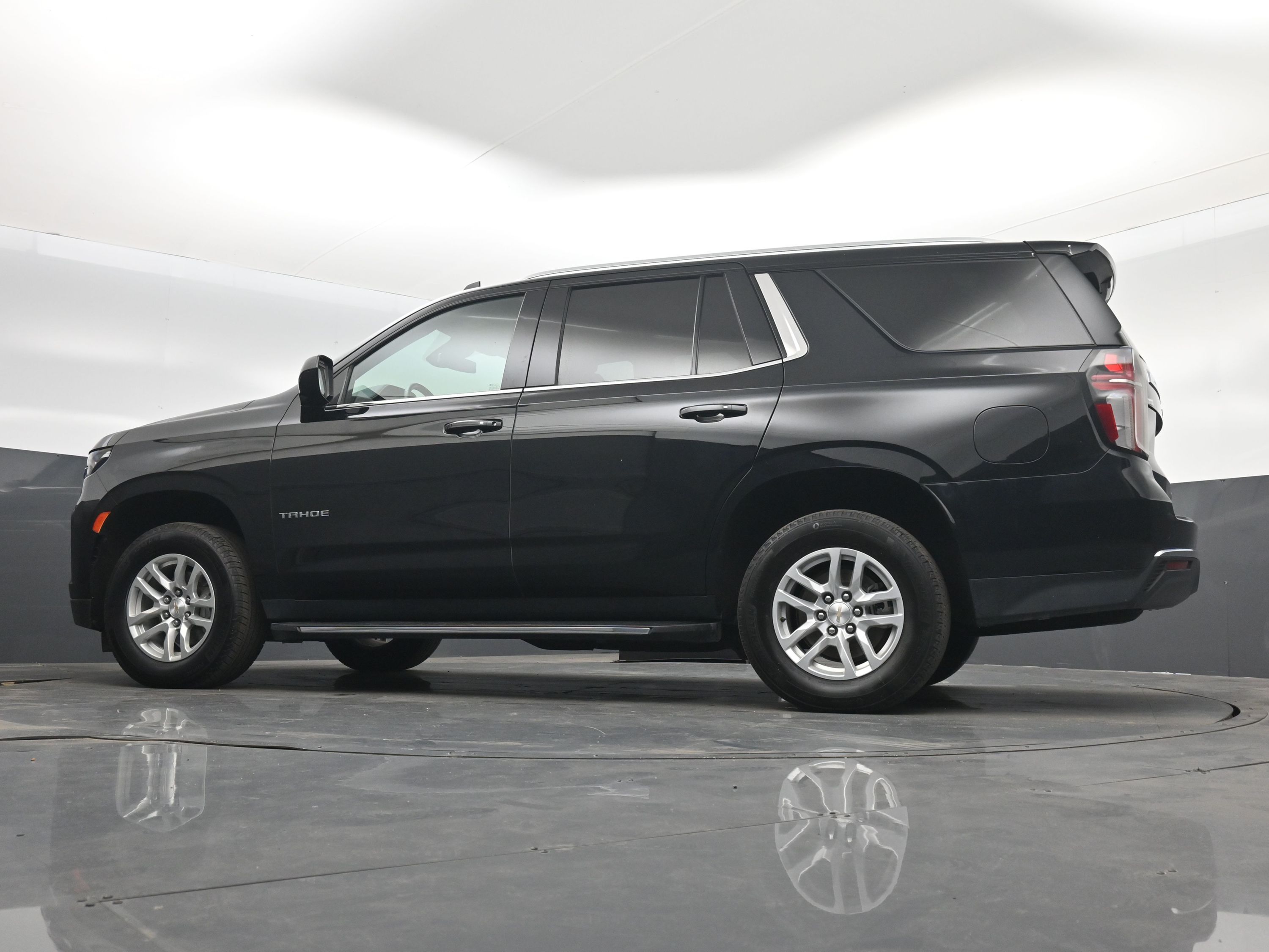 2023 Chevrolet Tahoe LT photo 23