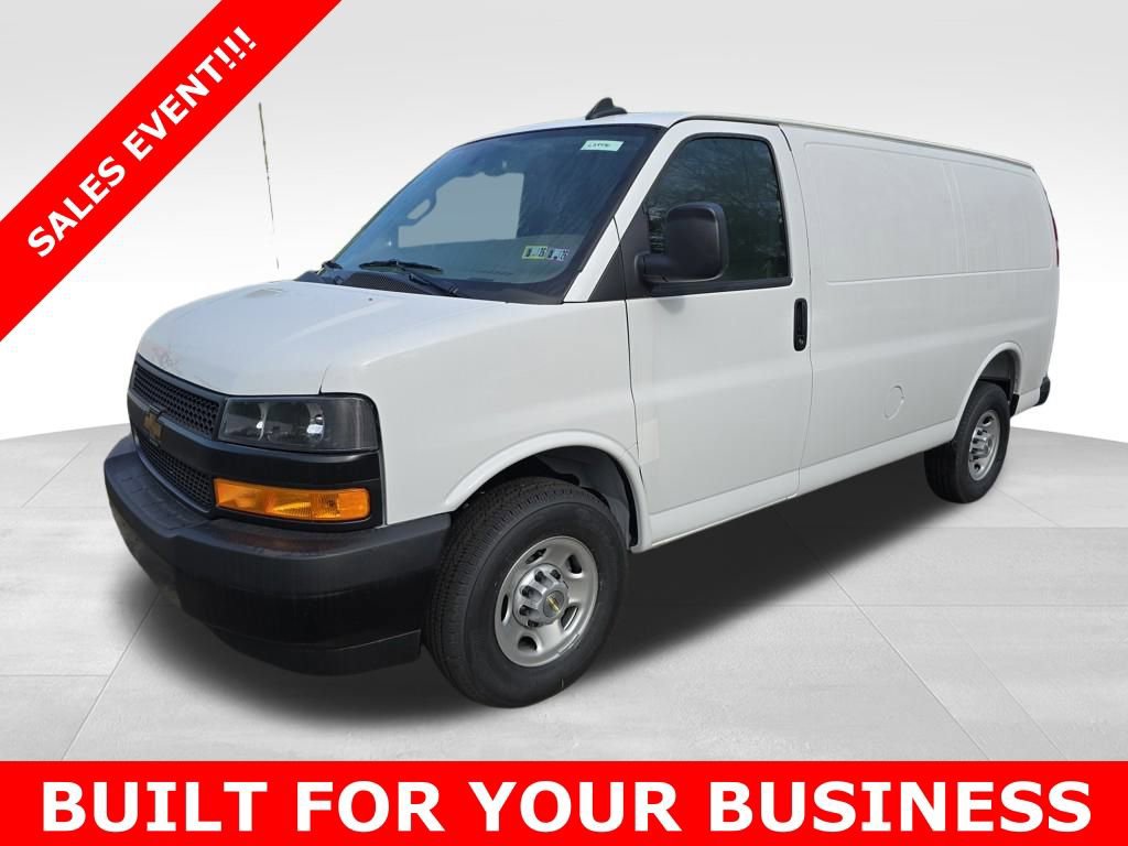 2025 Chevrolet Express Cargo Work Van's photo