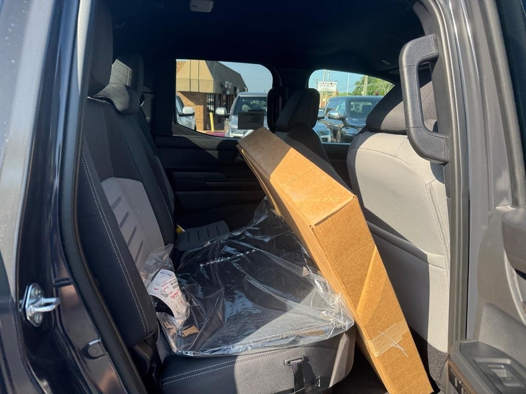 2025 Toyota Tacoma TRD Sport 4x4 Double Cab photo 5