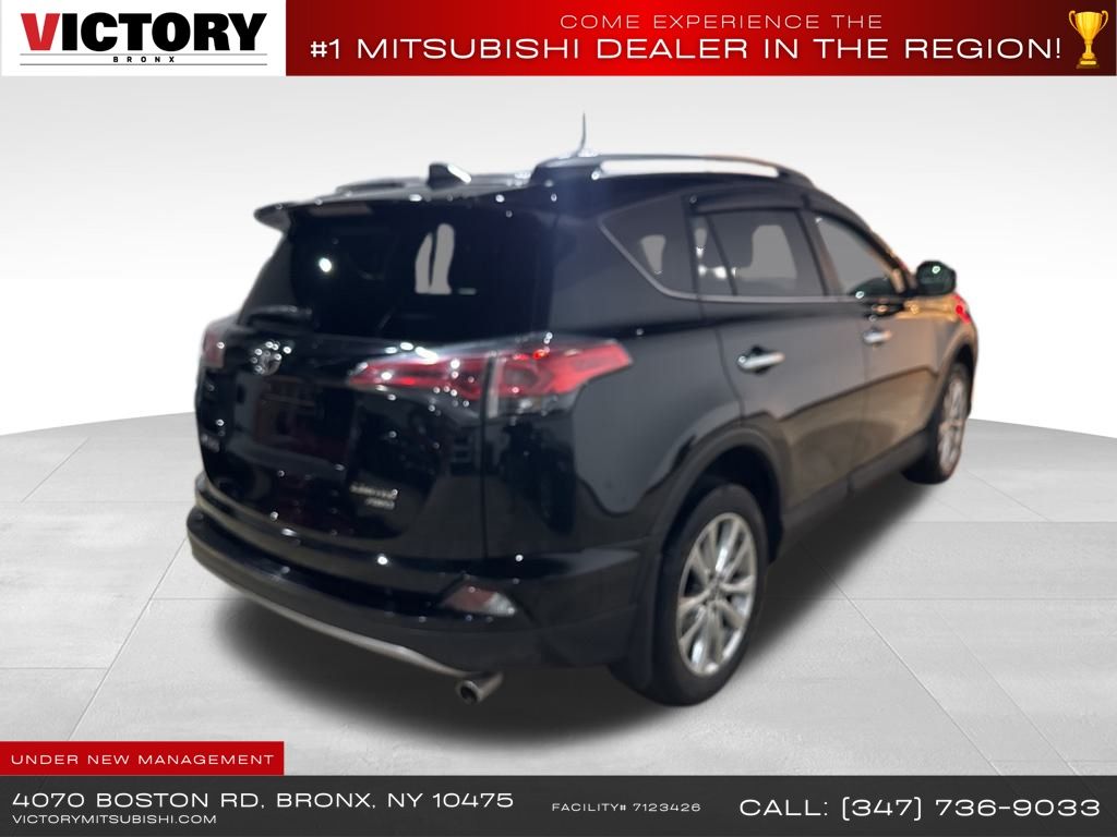2018 Toyota RAV4 Limited Platinum photo 4