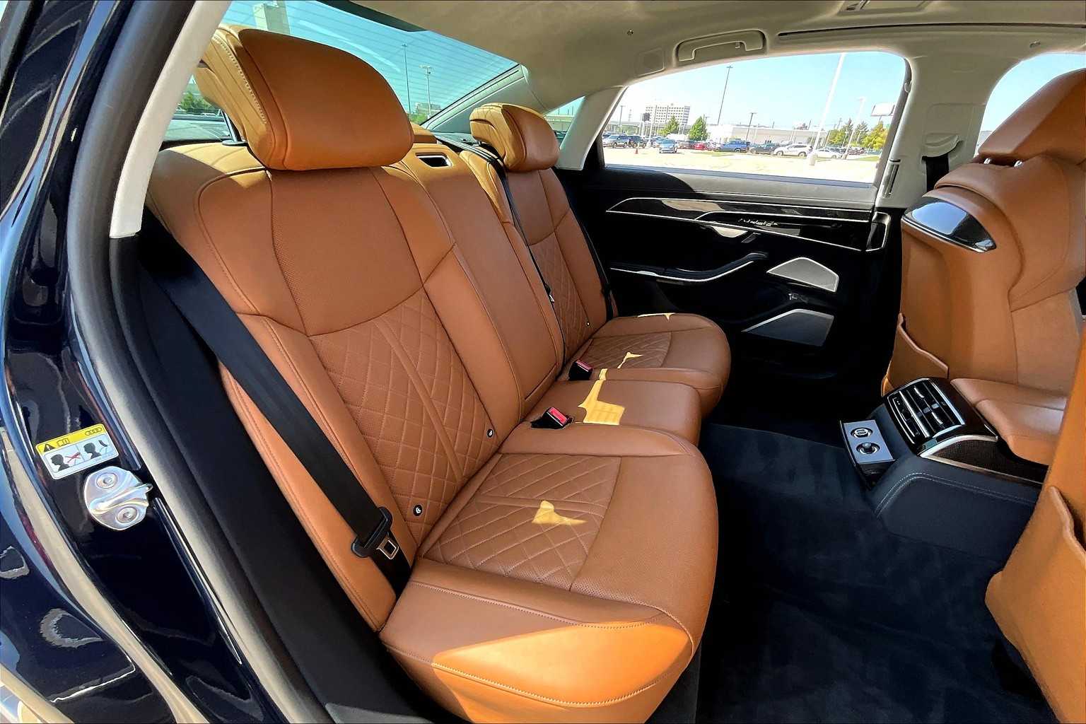 2022 Audi S8 Quattro photo 18