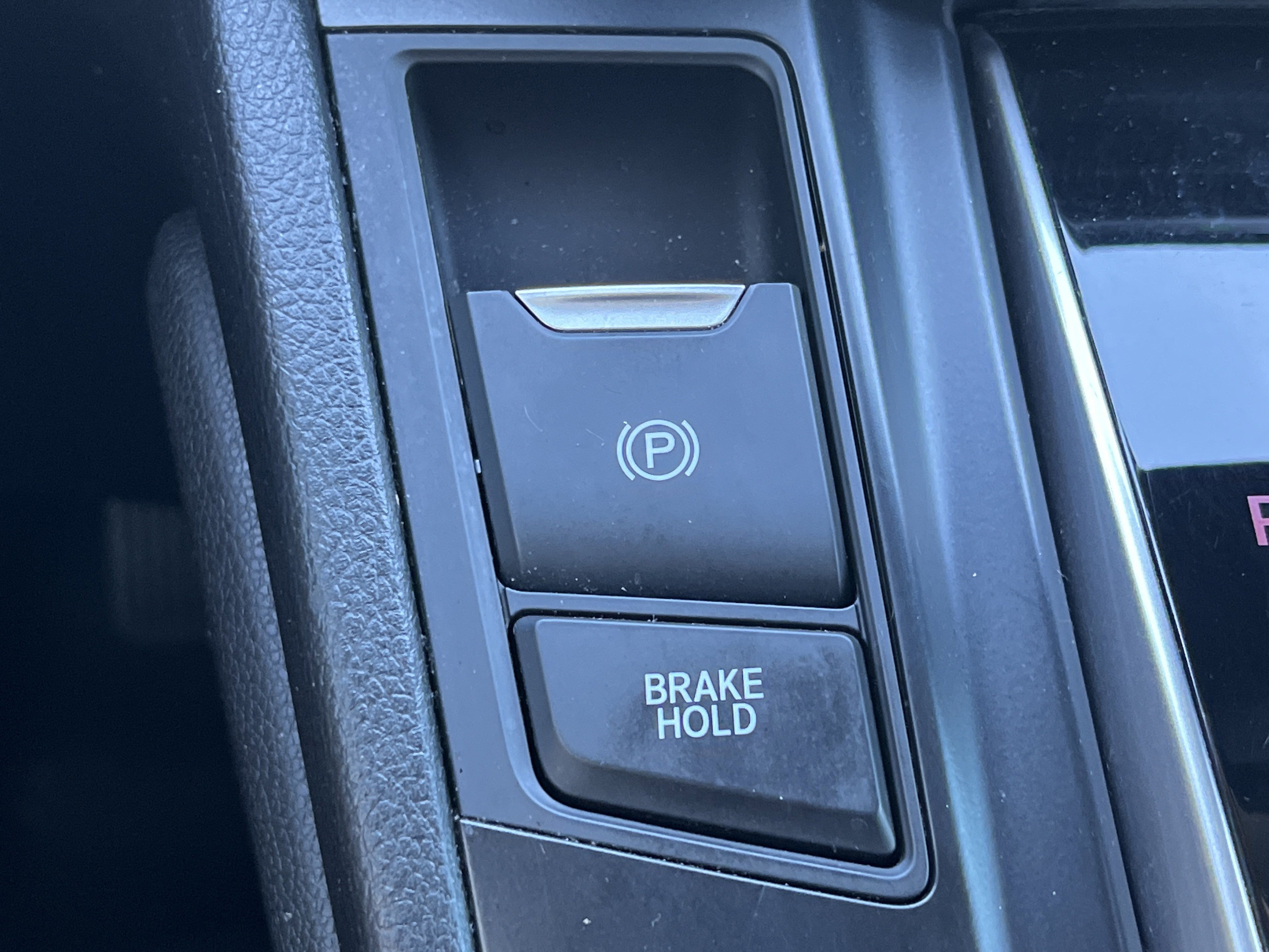 2020 Honda CR-V Touring photo 2