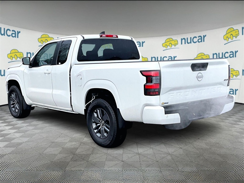 2025 Nissan Frontier King Cab SV photo 4