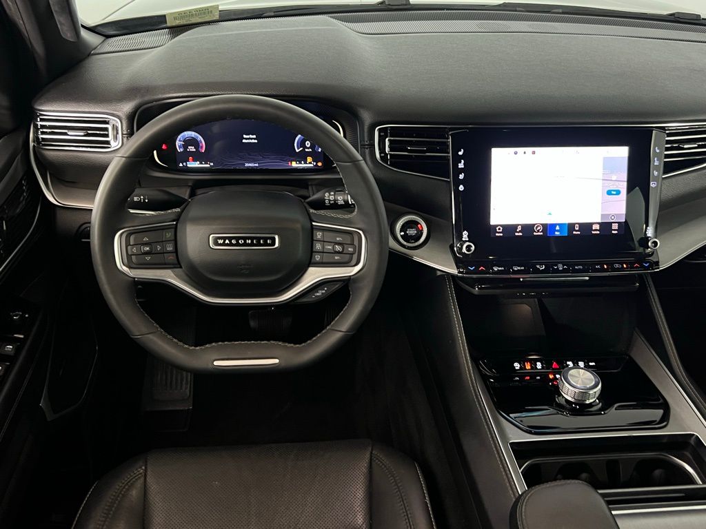 2023 Jeep Wagoneer Series II photo 2