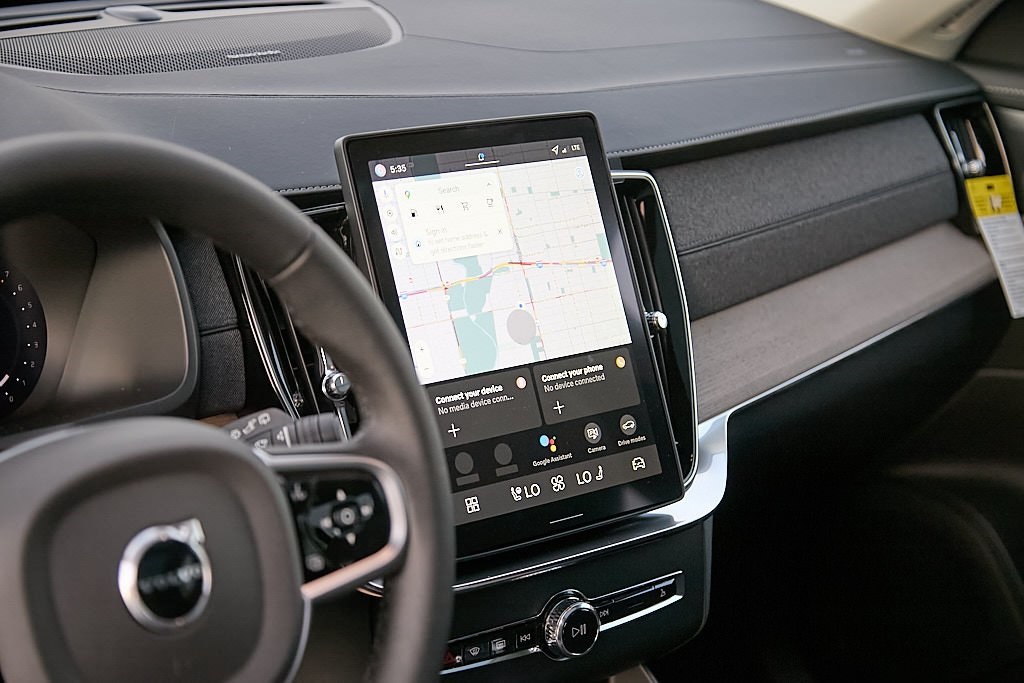 2026 VOLVO XC90 - Image 12