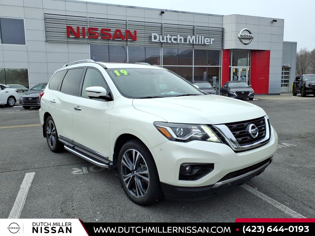 2019 Nissan Pathfinder Platinum