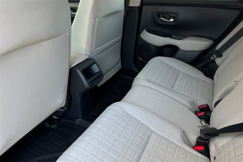 2026 Honda HR-V LX photo 12